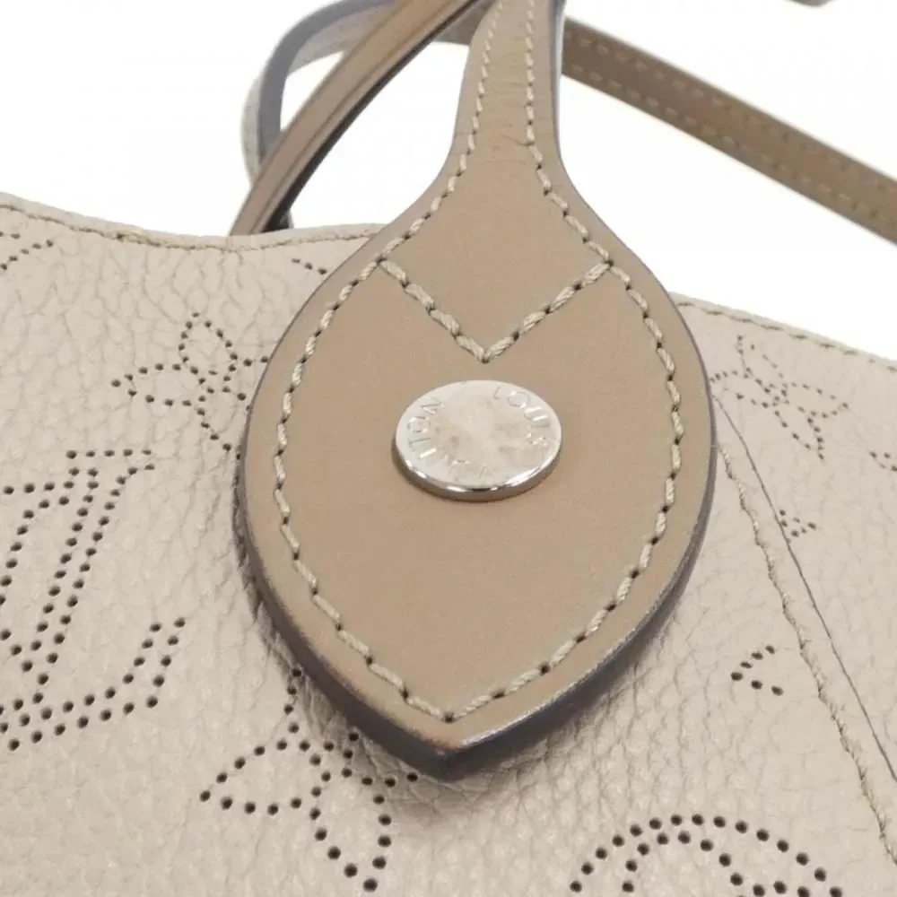 Louis Vuitton Mahina Hina Bag PM Calf Galet / Silver Metal Fittings - Picture 3 of 7